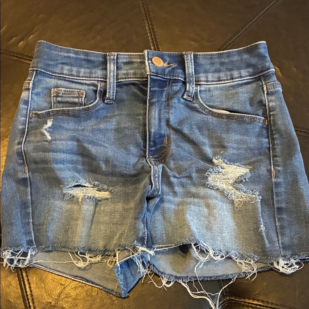 Universal Thread Frayed Hem Jean Shorts